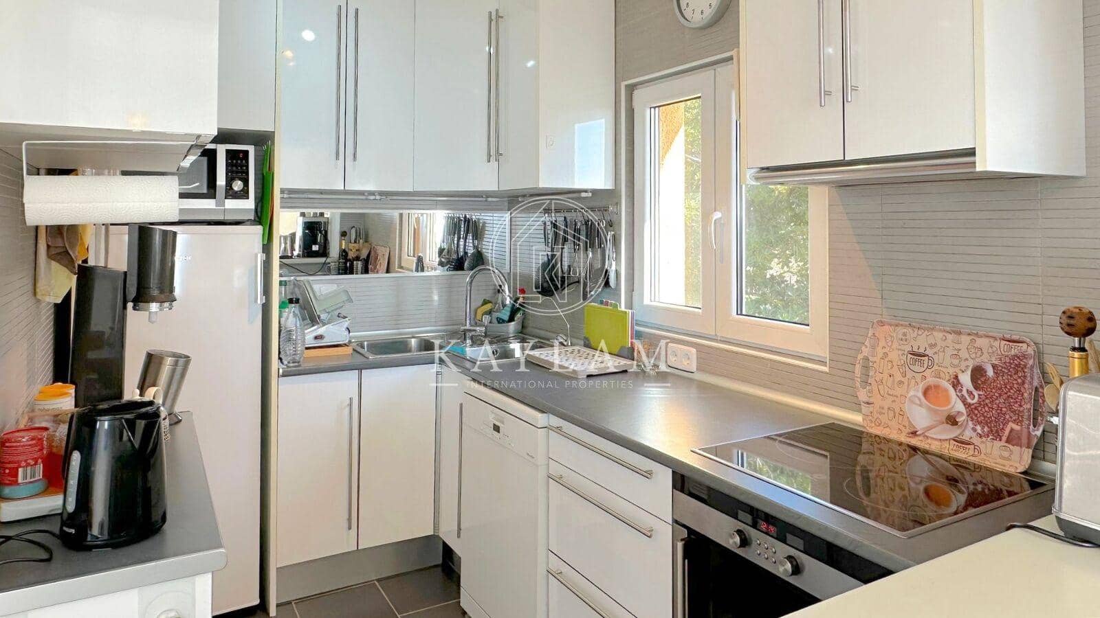 4 soveværelse Villa til salg i Lloret de Mar med garage - € 529.900 (Ref: 8097705)