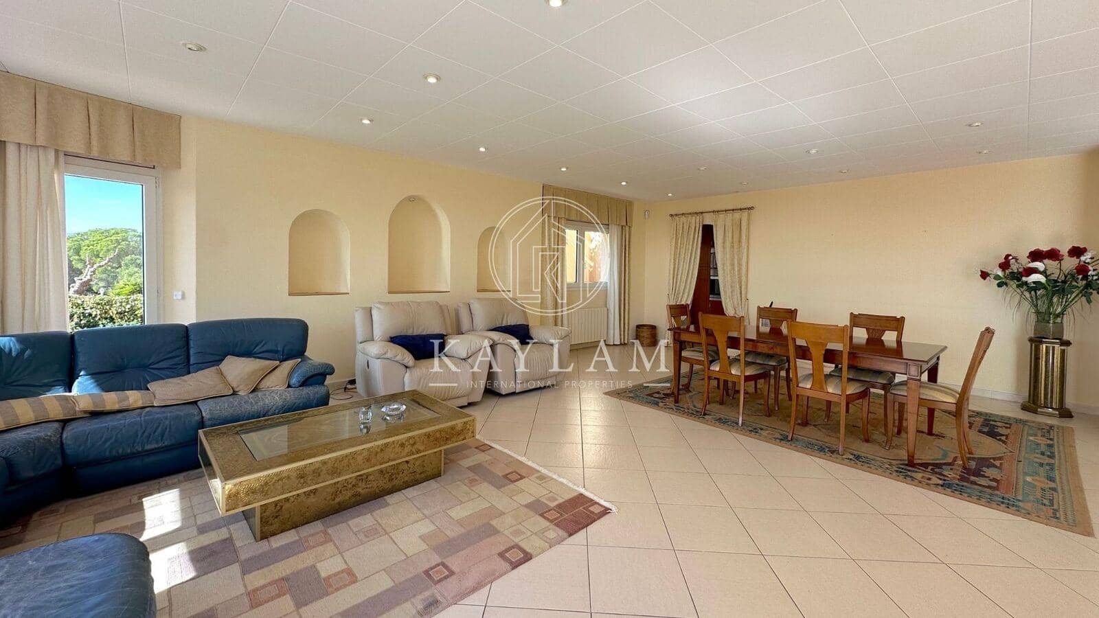 5 soveværelse Villa til salg i Lloret de Mar - € 899.000 (Ref: 8120116)