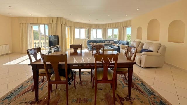 5 soverom Villa til salgs i Roca Grossa, Lloret de Mar - € 899 000 (Ref: 8120116)