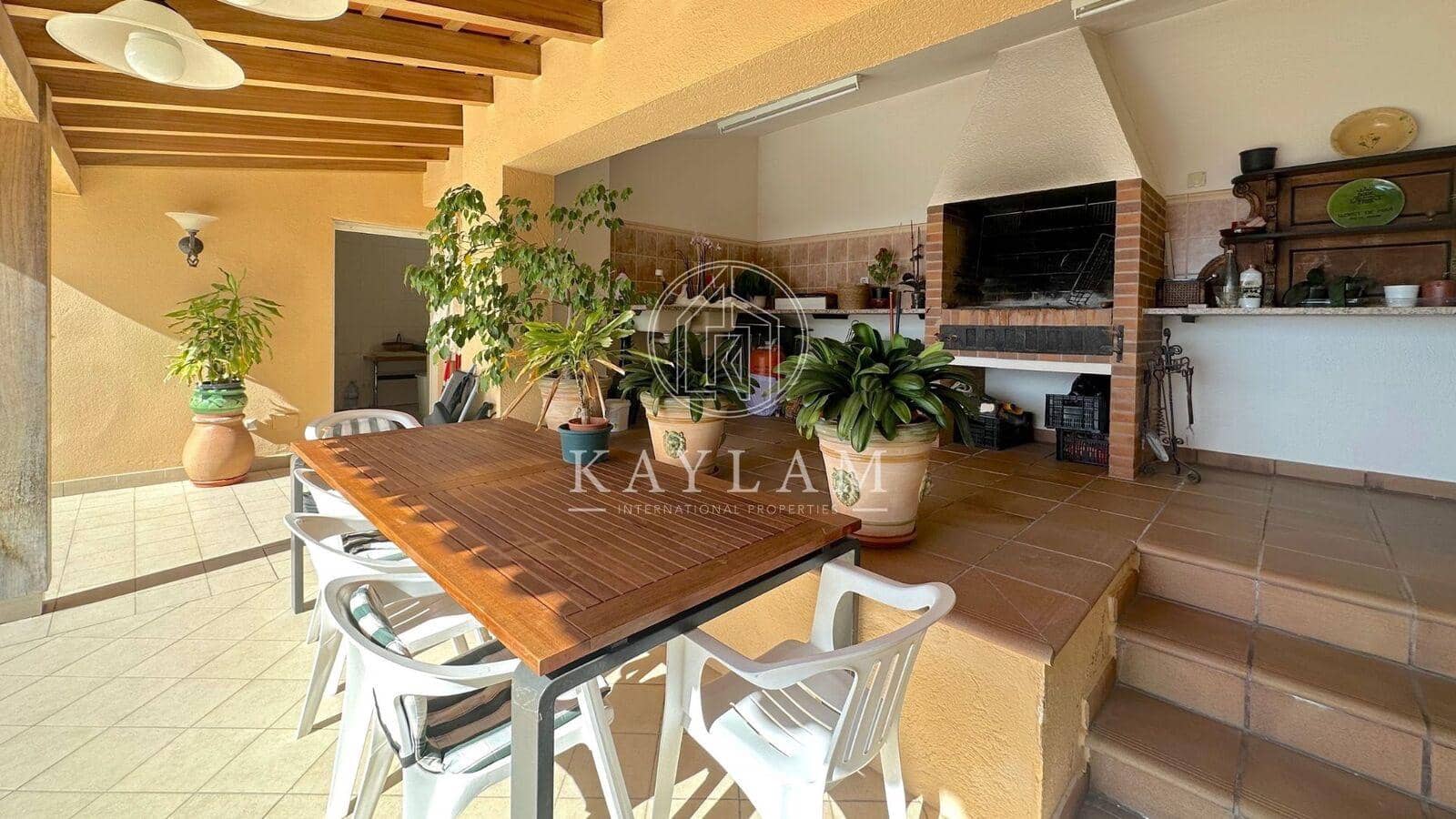 5 soveværelse Villa til salg i Lloret de Mar - € 899.000 (Ref: 8120116)