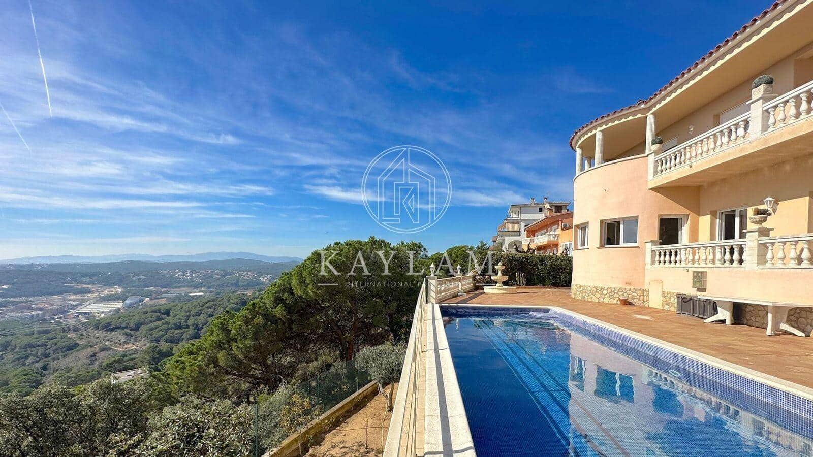 5 soveværelse Villa til salg i Lloret de Mar - € 899.000 (Ref: 8120116)