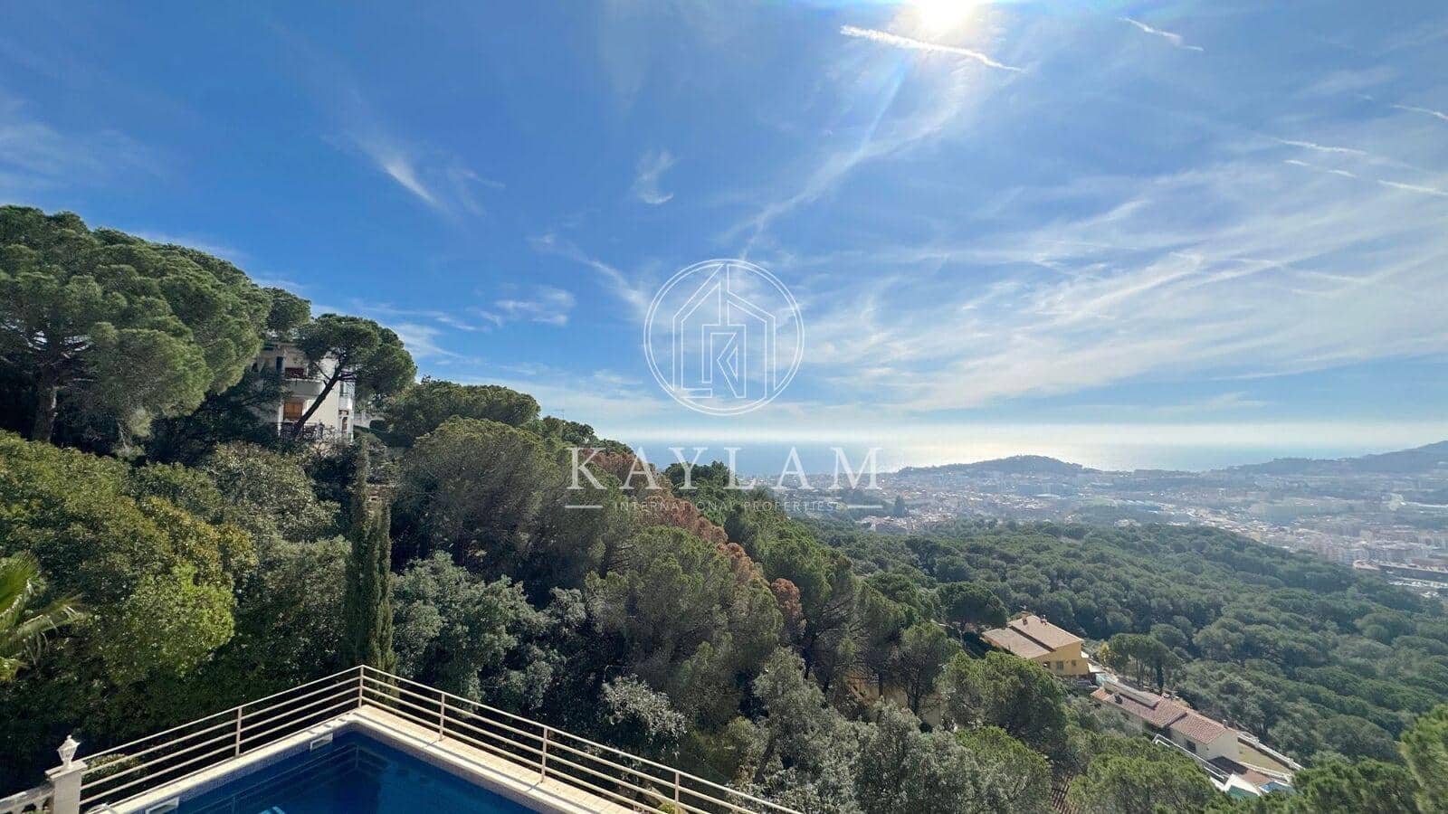 5 soveværelse Villa til salg i Lloret de Mar - € 899.000 (Ref: 8120116)