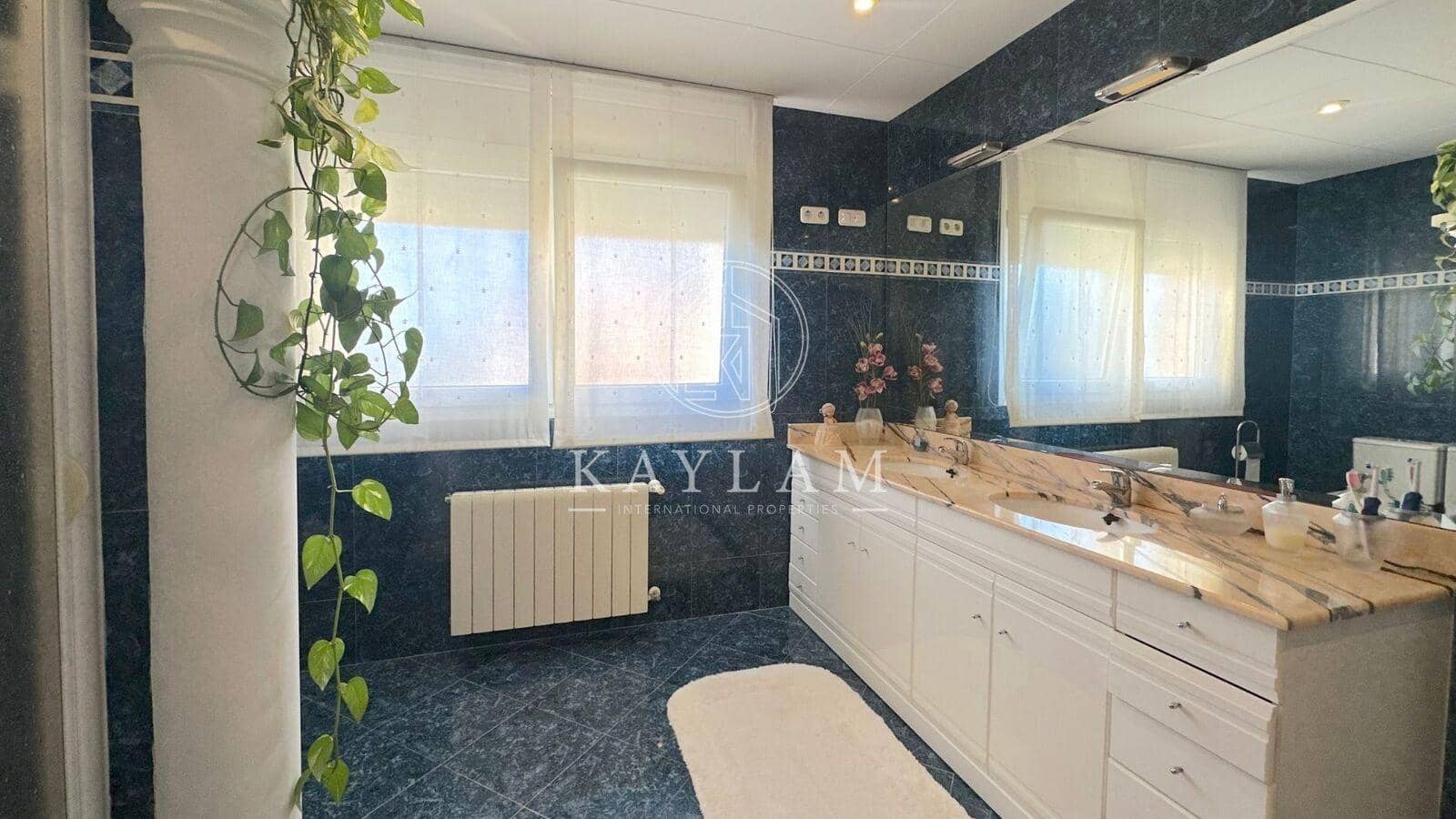 5 soveværelse Villa til salg i Lloret de Mar - € 899.000 (Ref: 8120116)