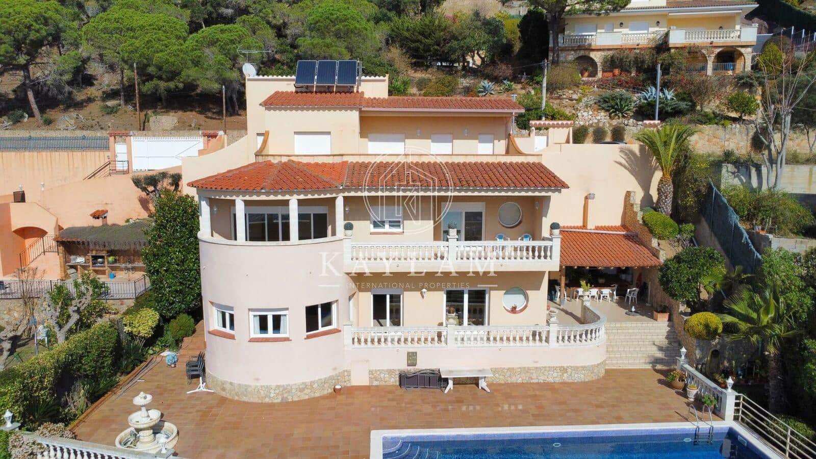 5 soveværelse Villa til salg i Lloret de Mar - € 899.000 (Ref: 8120116)