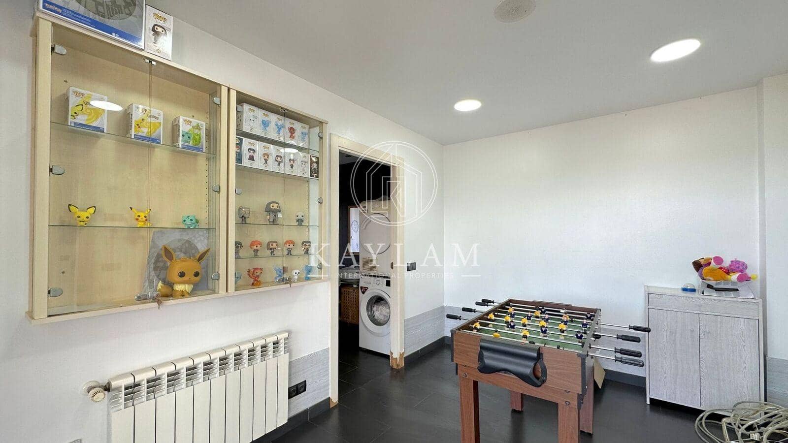 3 makuuhuone Huvila myytävänä paikassa Lloret de Mar - 399 000 € (Ref: 8146360)