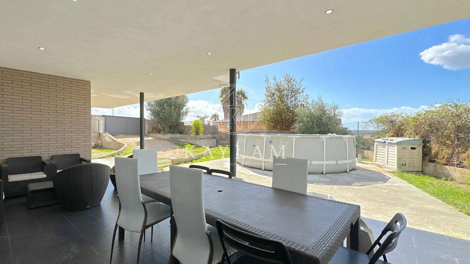 3 makuuhuone Huvila myytävänä paikassa Lloret de Mar - 399 000 € (Ref: 8146360)