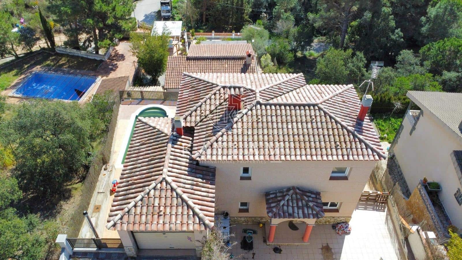 4 soverom Villa til salgs i Lloret de Mar - € 315 000 (Ref: 8148598)