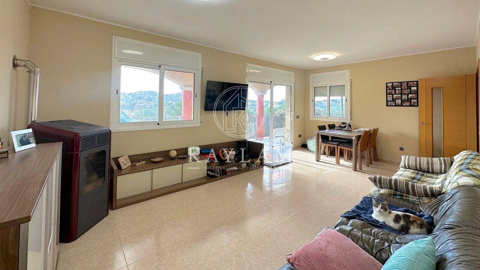 4 soverom Villa til salgs i Lloret de Mar - € 315 000 (Ref: 8148598)