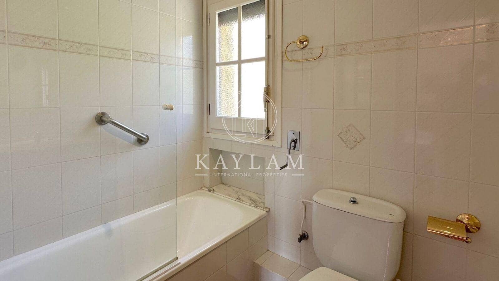 3 slaapkamer Villa te koop in Lloret de Mar met garage - € 650.000 (Ref: 8158623)