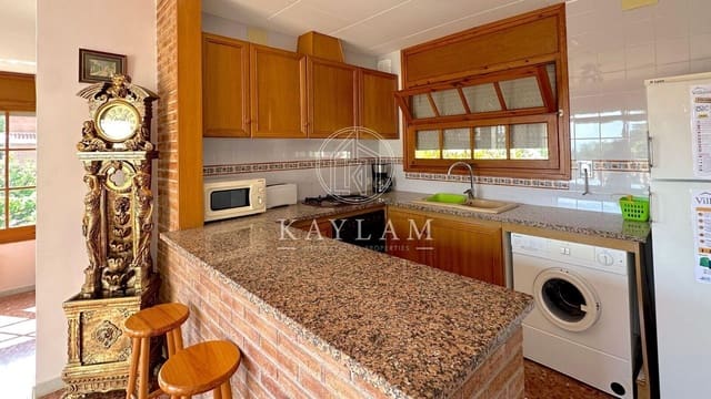 3 slaapkamer Villa te koop in Lloret de Mar met garage - € 650.000 (Ref: 8158623)