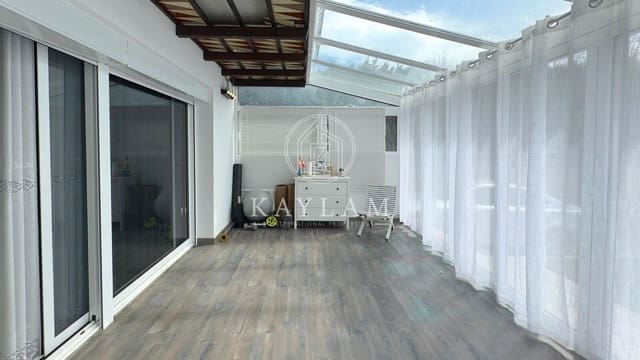 4 sypialnia Willa na sprzedaż w Lloret de Mar - 450 000 € (Ref: 8187977)