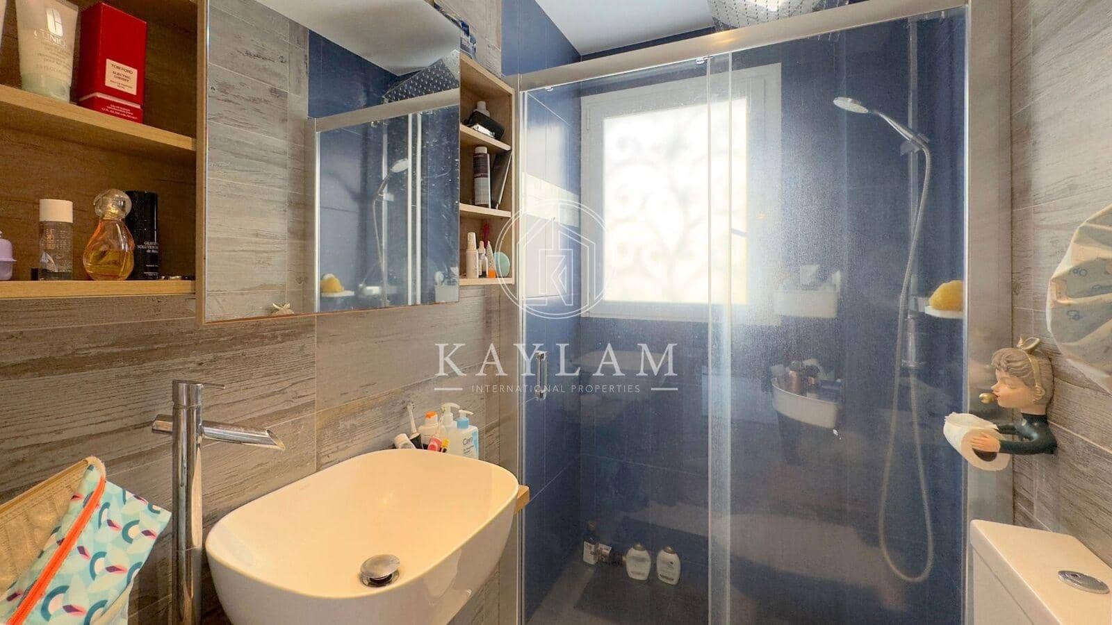 4 chambre Villa/Maison à vendre à Lloret de Mar - 450 000 € (Ref: 8187977)