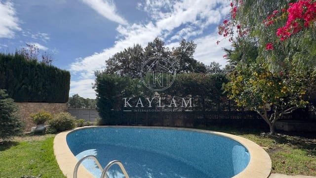 4 sypialnia Willa na sprzedaż w Lloret de Mar - 450 000 € (Ref: 8187977)