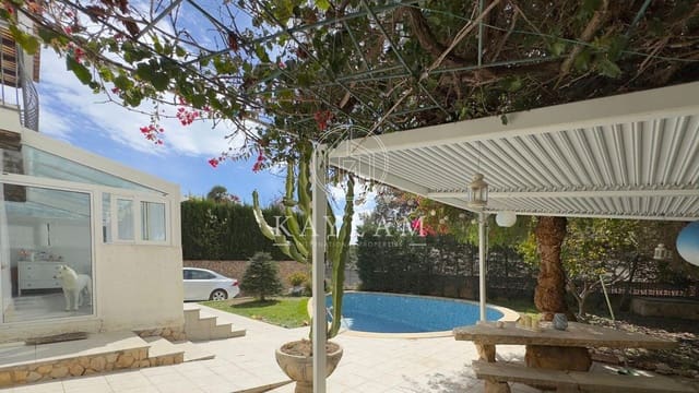 4 sypialnia Willa na sprzedaż w Lloret de Mar - 450 000 € (Ref: 8187977)