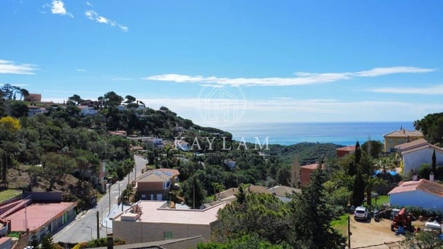 3 soveværelse Villa til salg i Serra Brava, Lloret de Mar - € 382.000 (Ref: 8189536)
