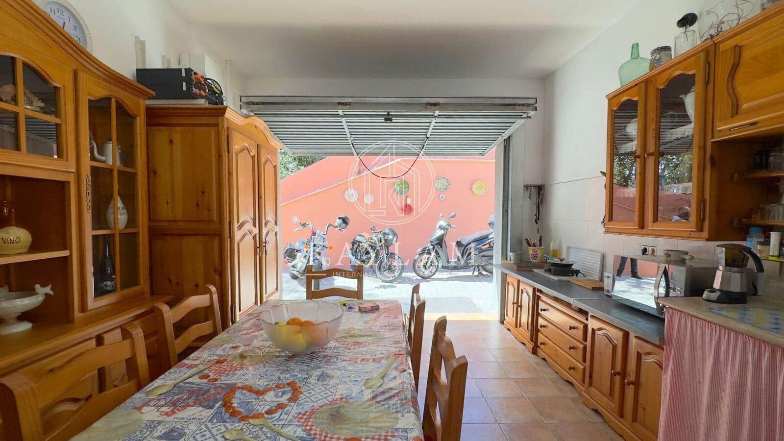 3 soveværelse Villa til salg i Lloret de Mar - € 382.000 (Ref: 8189536)