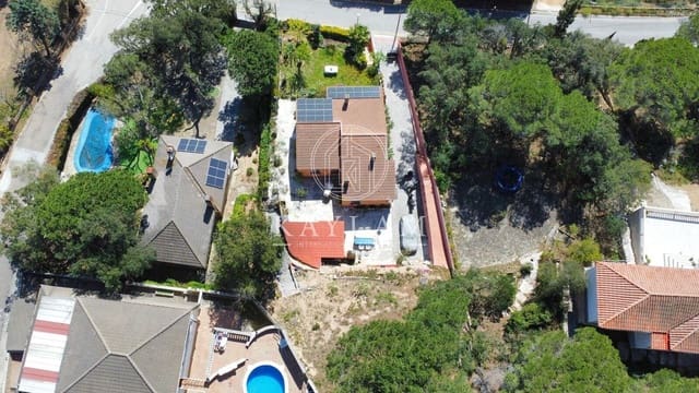 3 soveværelse Villa til salg i Serra Brava, Lloret de Mar - € 382.000 (Ref: 8189536)