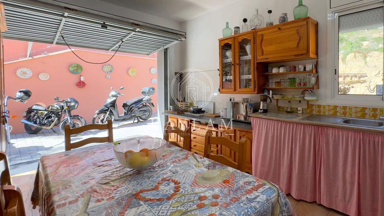 3 soveværelse Villa til salg i Lloret de Mar - € 382.000 (Ref: 8189536)