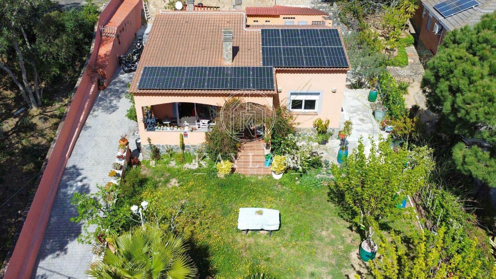 3 soveværelse Villa til salg i Lloret de Mar - € 382.000 (Ref: 8189536)