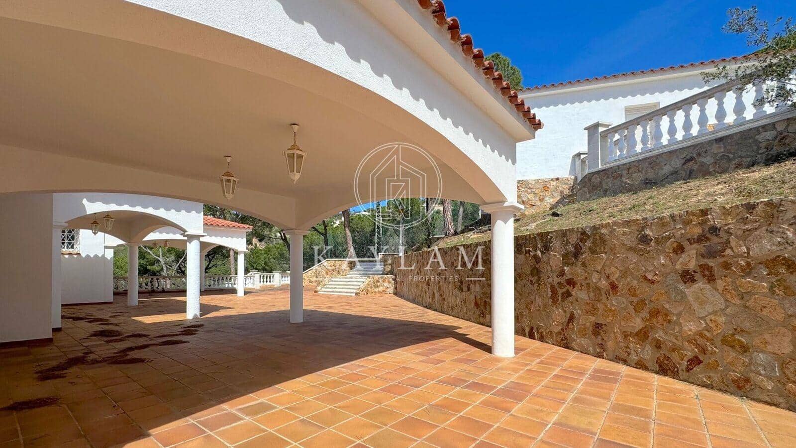 Chalet de 8 habitaciones en Lloret de Mar en venta - 1.900.000 € (Ref: 8195360)