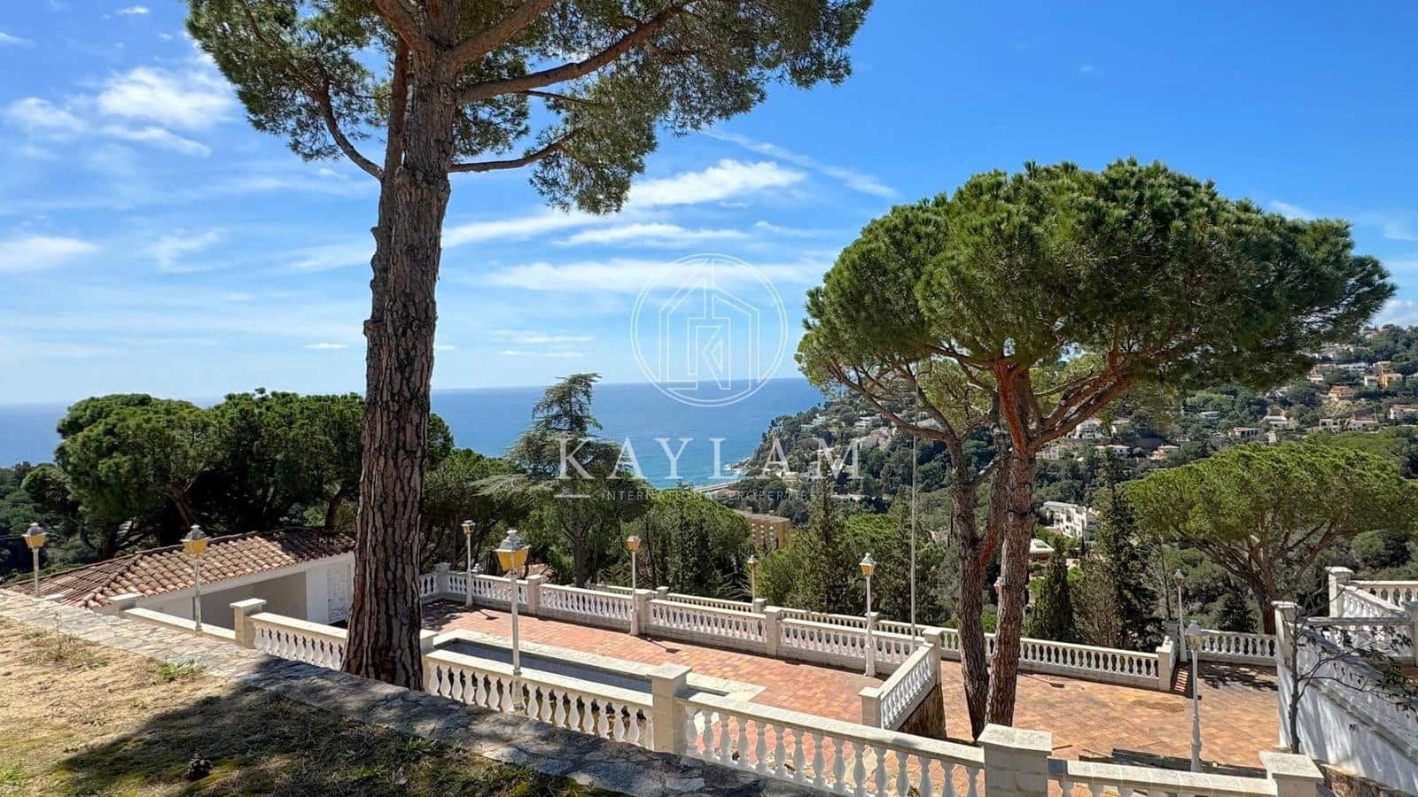 Chalet de 8 habitaciones en Lloret de Mar en venta - 1.900.000 € (Ref: 8195360)