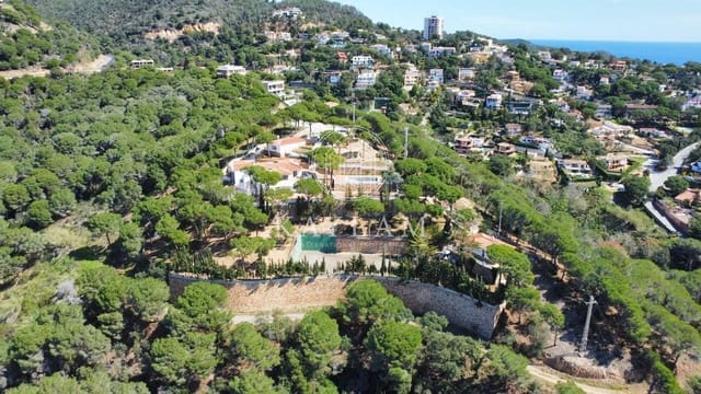 Chalet de 8 habitaciones en Lloret de Mar en venta - 1.900.000 € (Ref: 8195360)