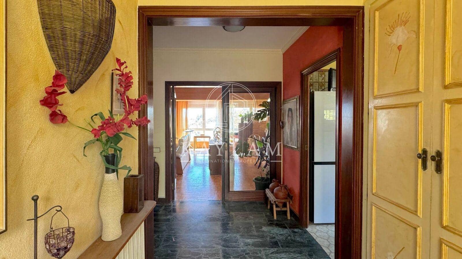 7 soveværelse Villa til salg i Lloret de Mar med garage - € 650.000 (Ref: 8202092)