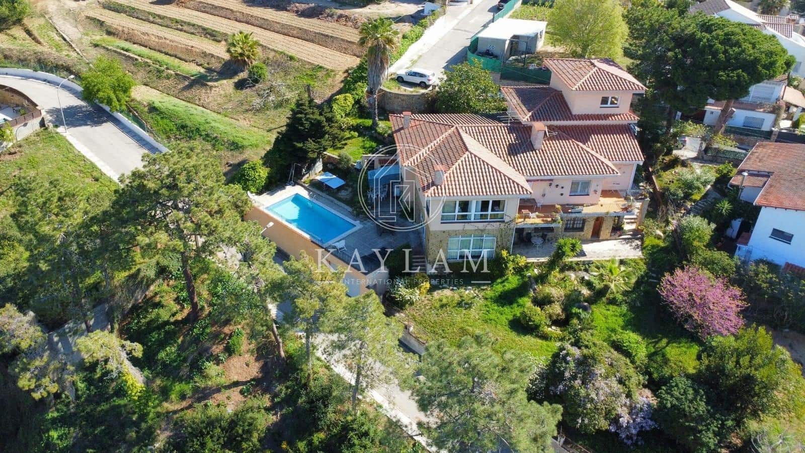 7 soveværelse Villa til salg i Lloret de Mar med garage - € 650.000 (Ref: 8202092)