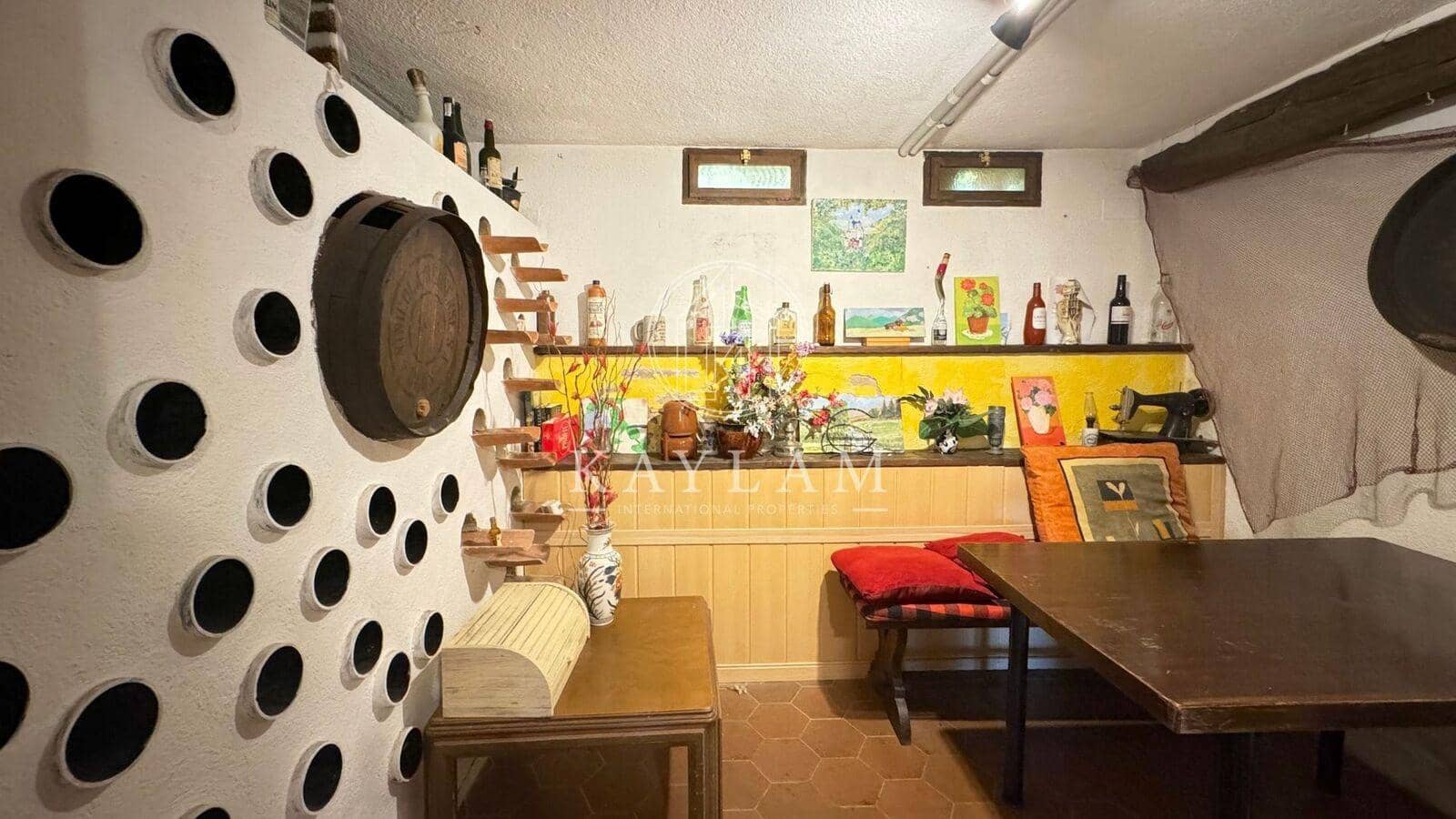 7 soveværelse Villa til salg i Lloret de Mar med garage - € 650.000 (Ref: 8202092)