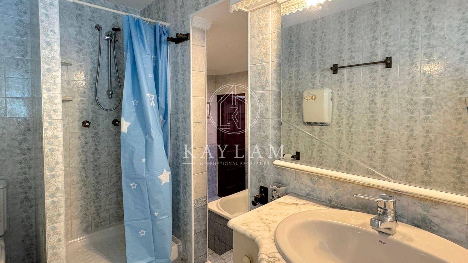 7 soveværelse Villa til salg i Lloret de Mar med garage - € 650.000 (Ref: 8202092)