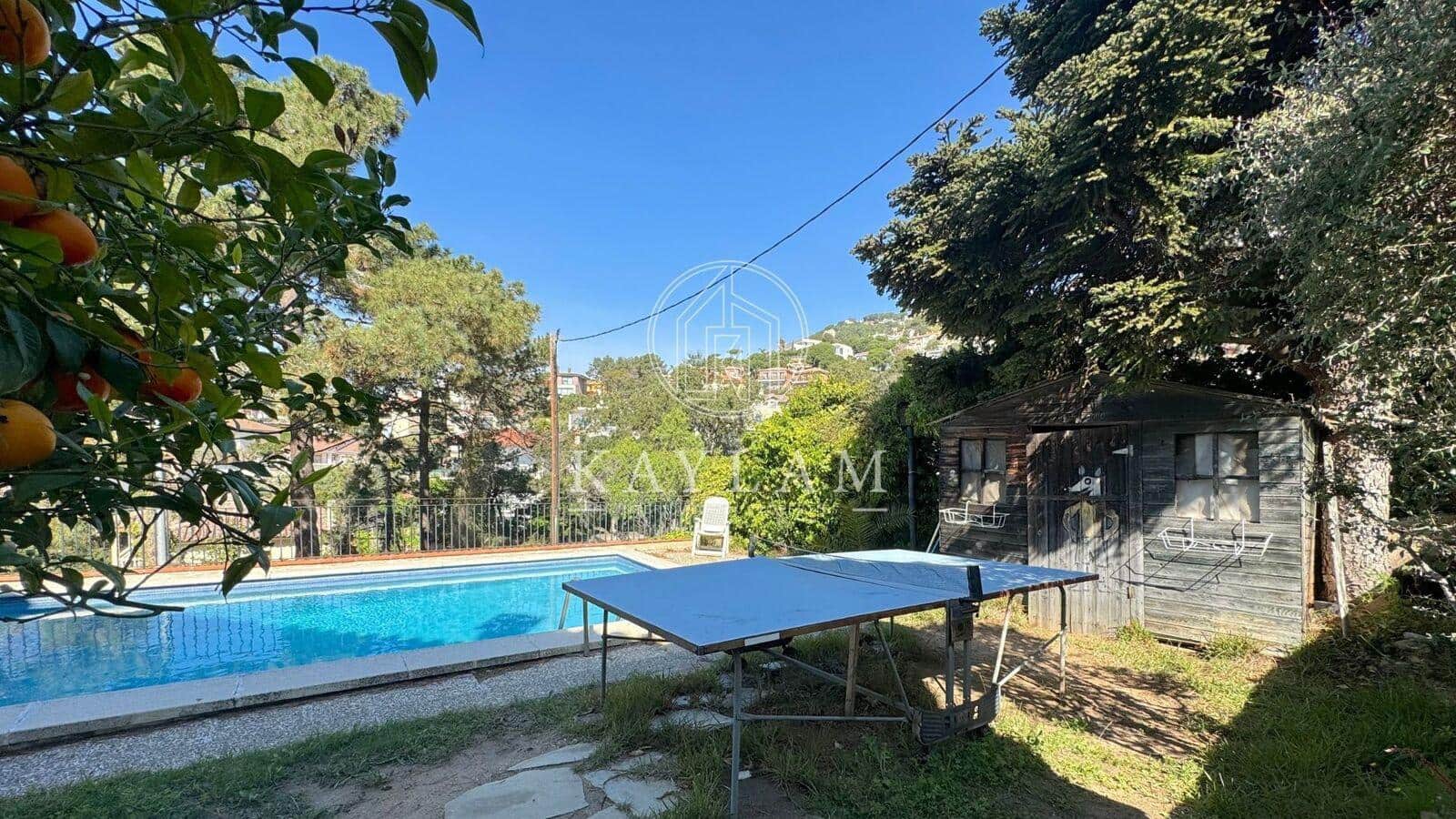 7 soveværelse Villa til salg i Lloret de Mar med garage - € 650.000 (Ref: 8202092)