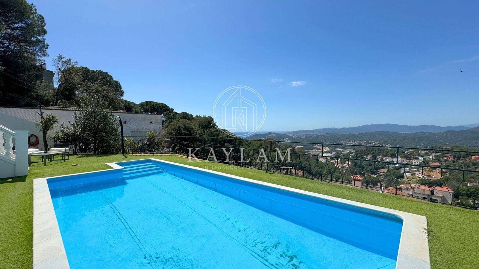 4 chambre Villa/Maison à vendre à Lloret de Mar - 397 000 € (Ref: 8216353)