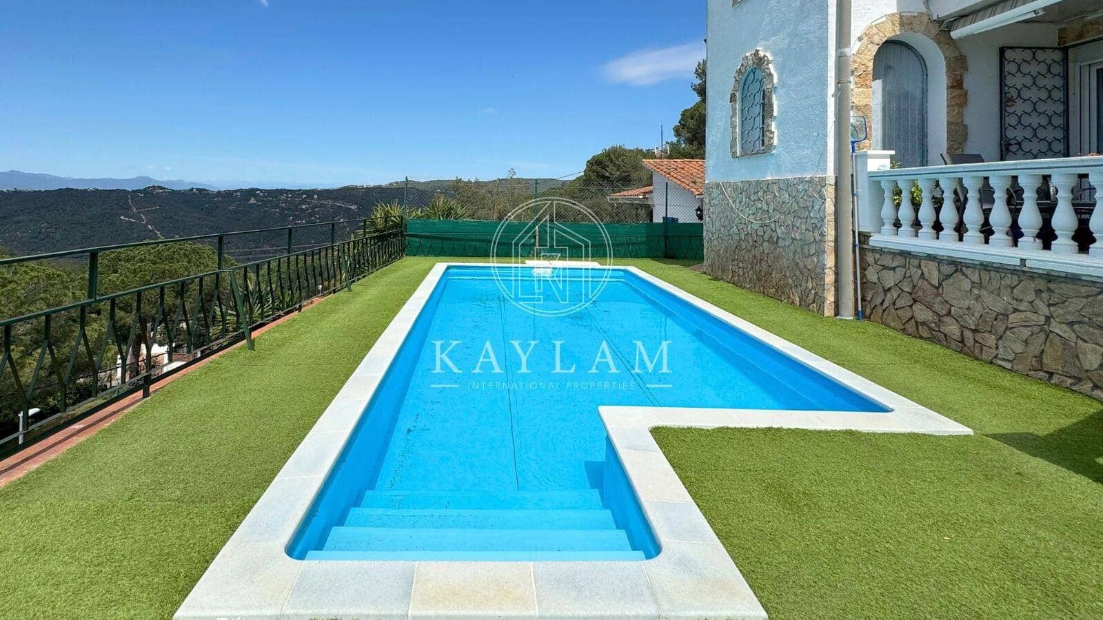 4 chambre Villa/Maison à vendre à Lloret de Mar - 397 000 € (Ref: 8216353)