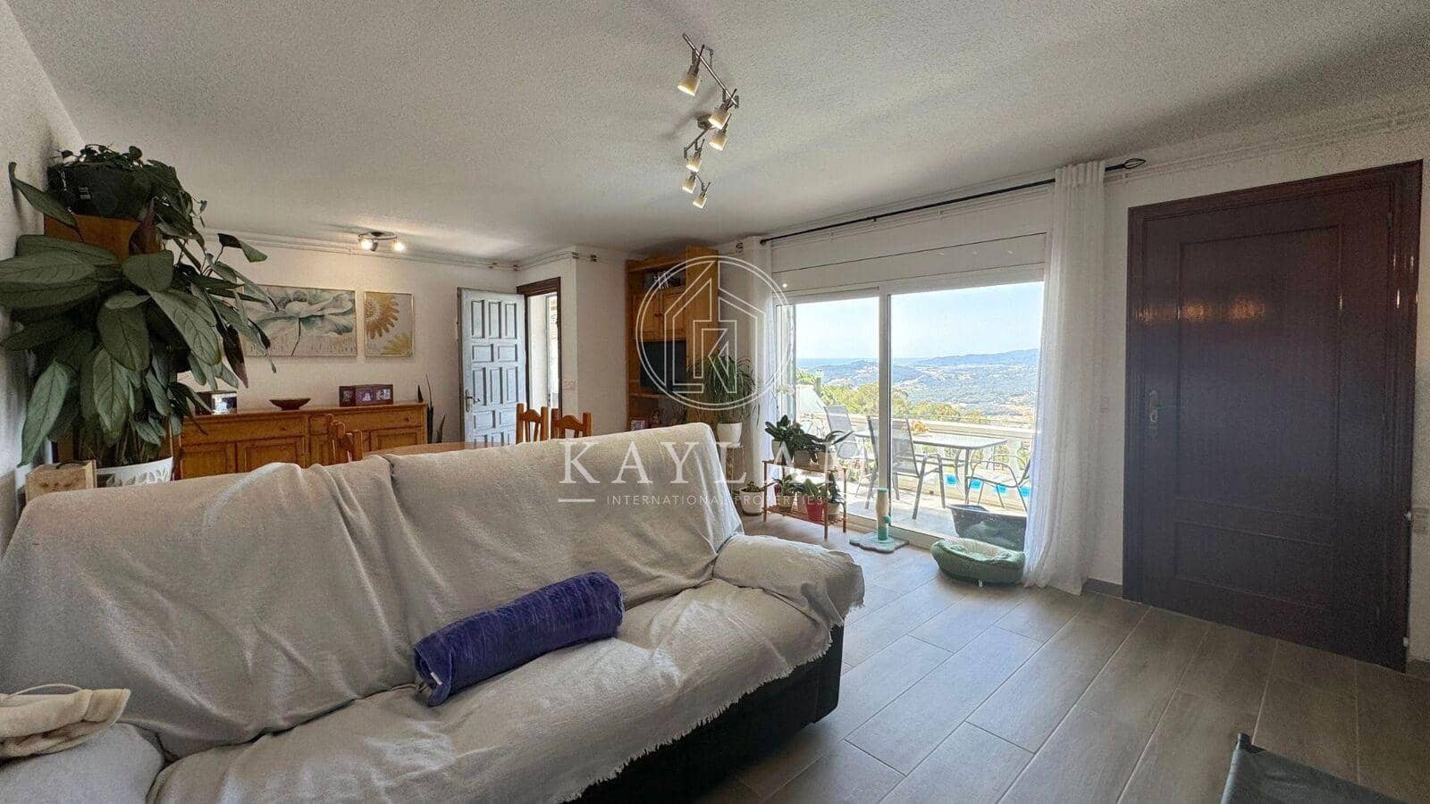 4 chambre Villa/Maison à vendre à Lloret de Mar - 397 000 € (Ref: 8216353)