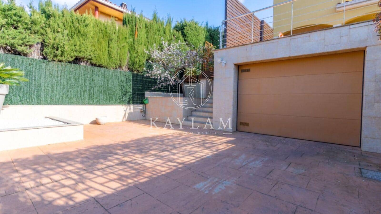 4 soveværelse Villa til salg i Platja d'Aro - € 725.000 (Ref: 8365940)