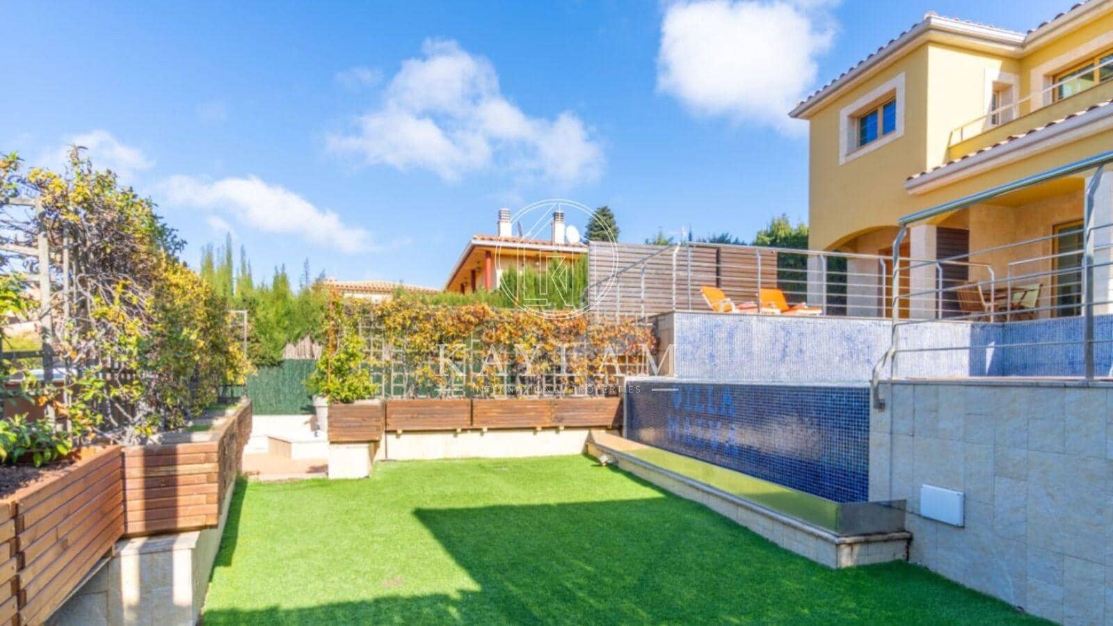 4 soveværelse Villa til salg i Platja d'Aro - € 725.000 (Ref: 8365940)