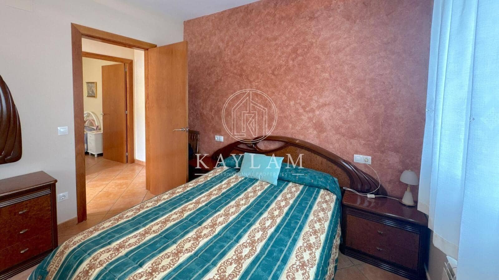 5 bedroom Villa for sale in Vidreres - € 325,000 (Ref: 8382627)