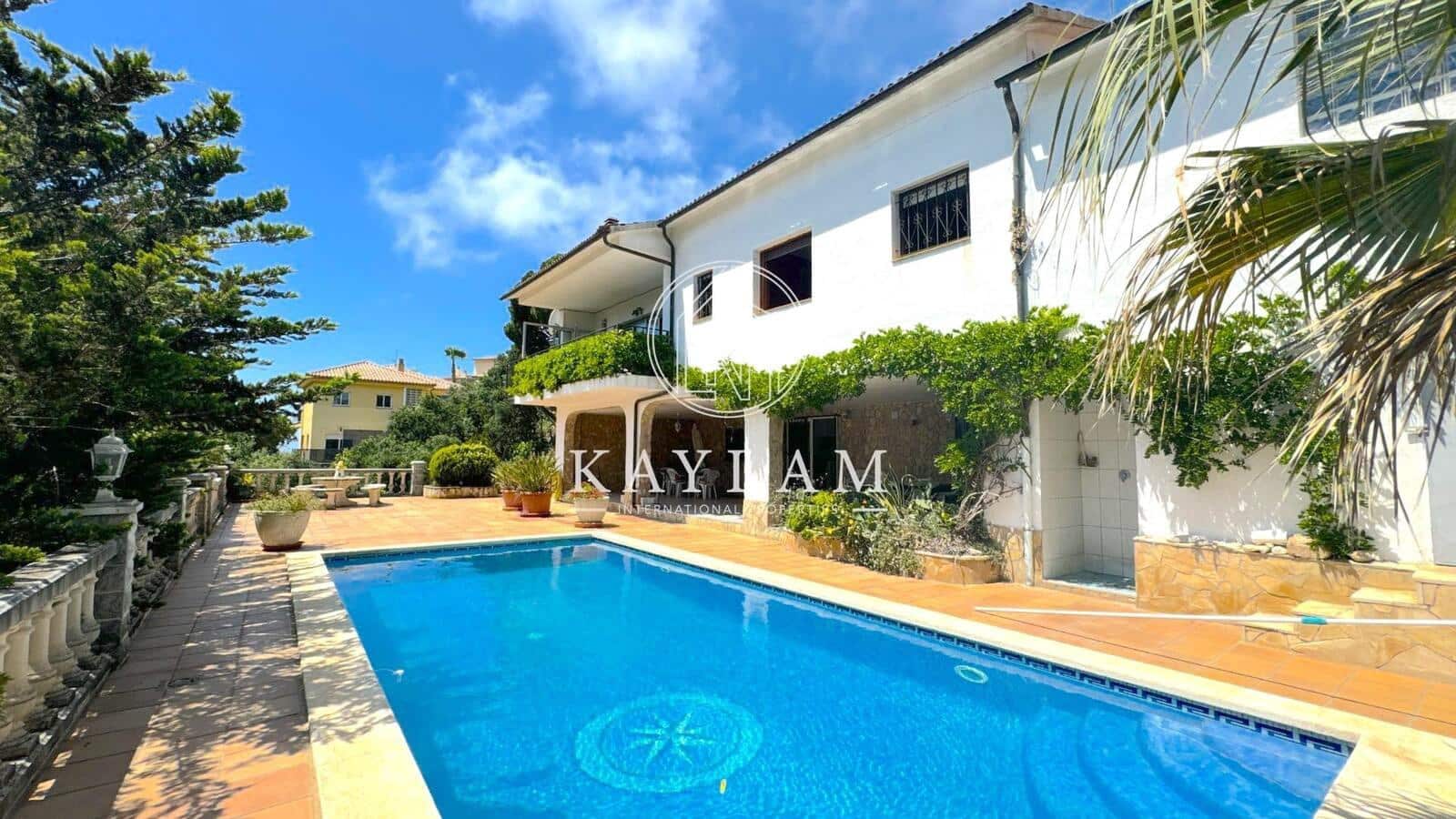 5 soveværelse Villa til salg i Lloret de Mar - € 470.000 (Ref: 8385605)