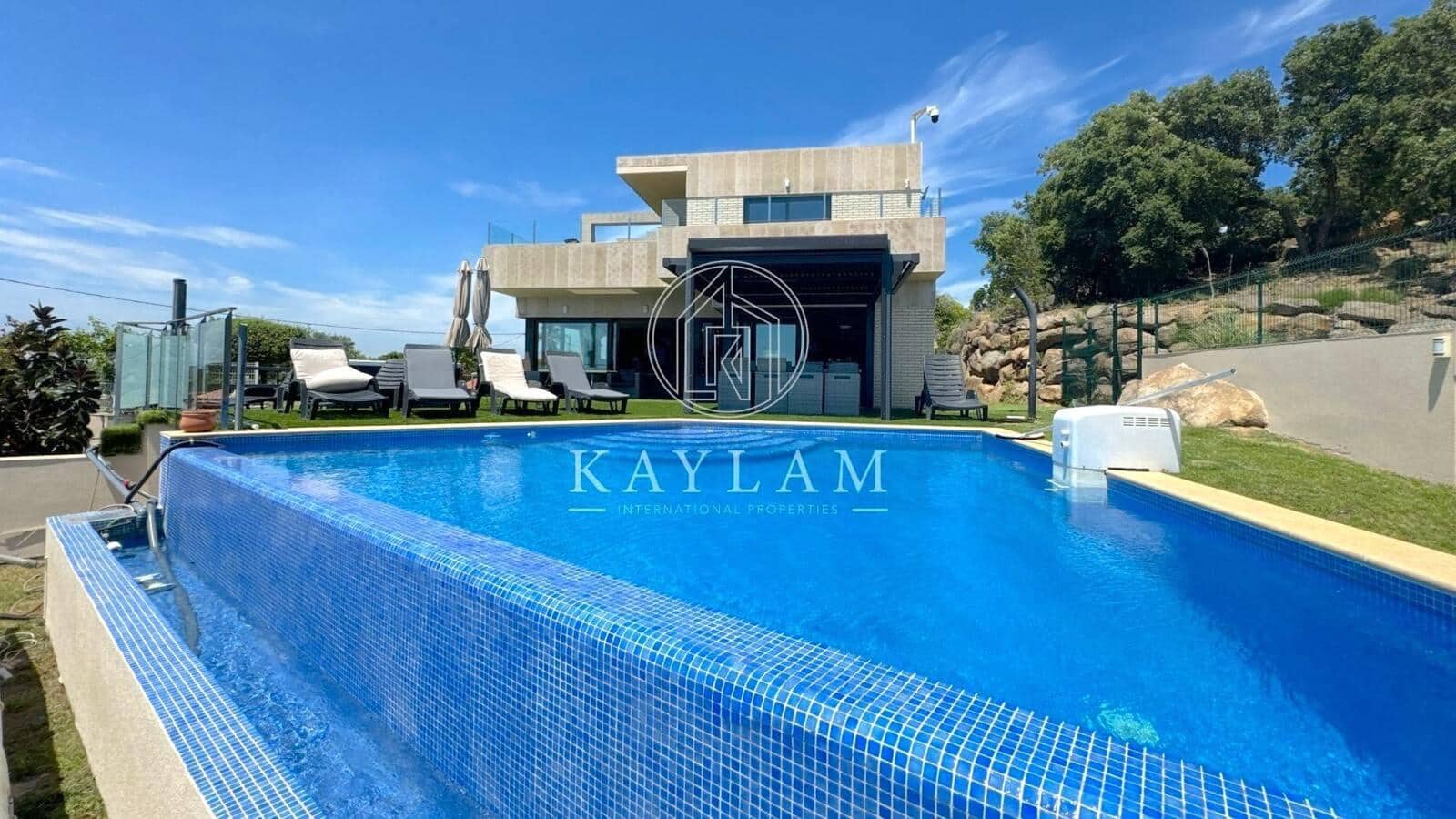 5 soverom Villa til salgs i Lloret de Mar med garasje - € 1 350 000 (Ref: 8403512)