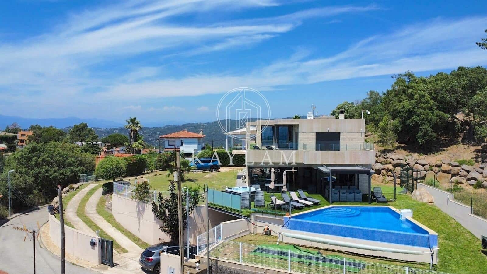 5 soverom Villa til salgs i Lloret de Mar med garasje - € 1 350 000 (Ref: 8403512)