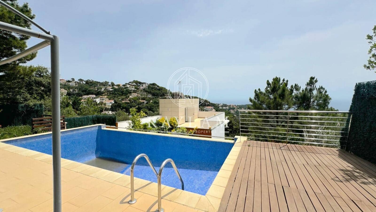 5 soveværelse Villa til salg i Lloret de Mar - € 649.000 (Ref: 8405100)