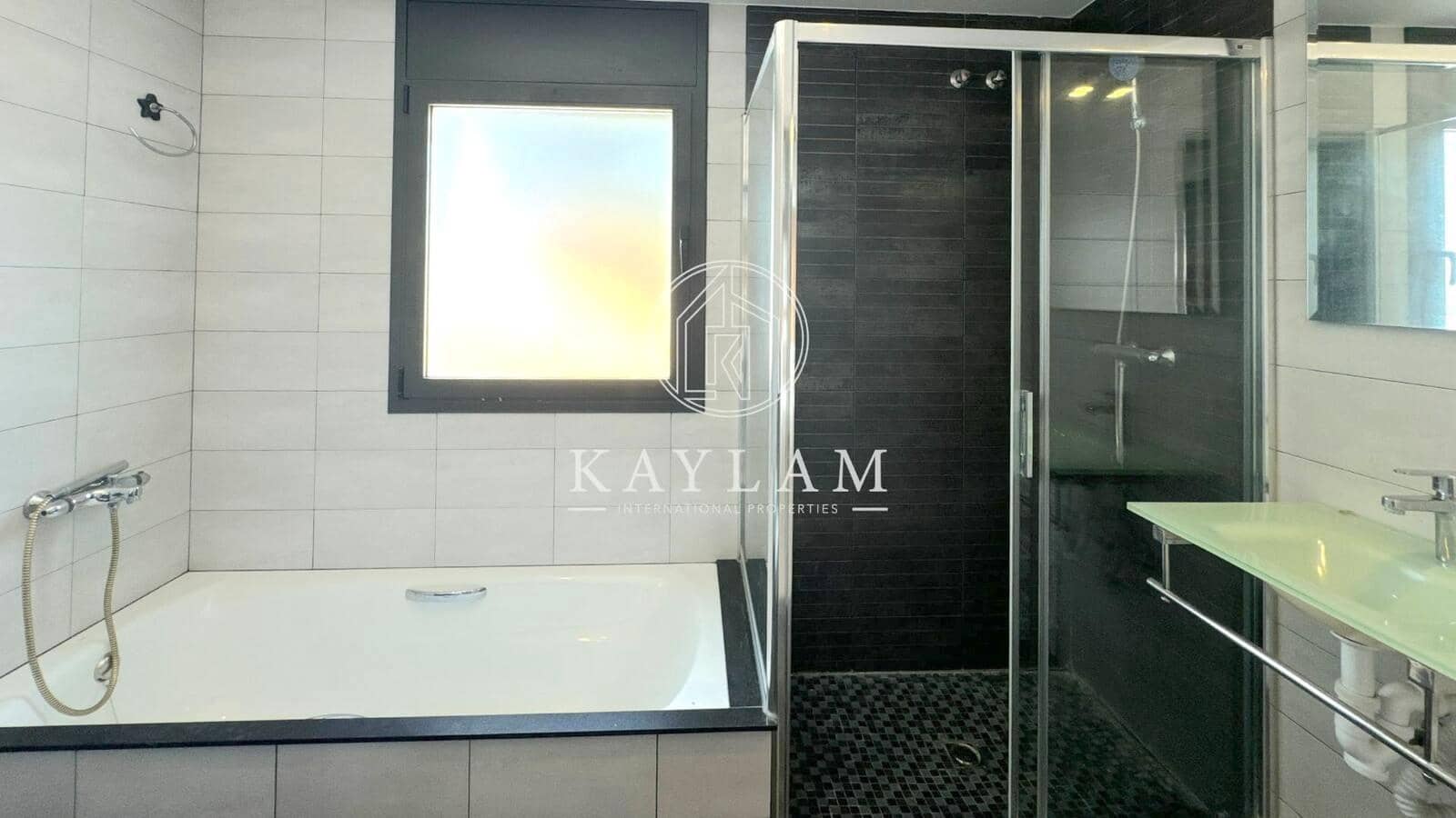 5 soveværelse Villa til salg i Lloret de Mar - € 649.000 (Ref: 8405100)