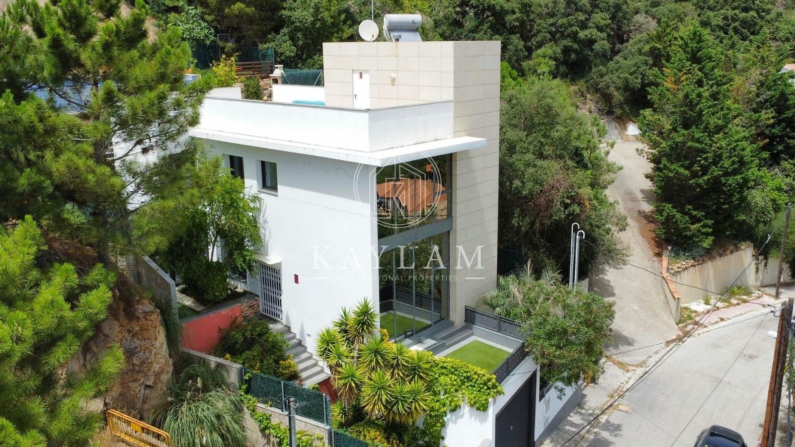5 soveværelse Villa til salg i Lloret de Mar - € 649.000 (Ref: 8405100)