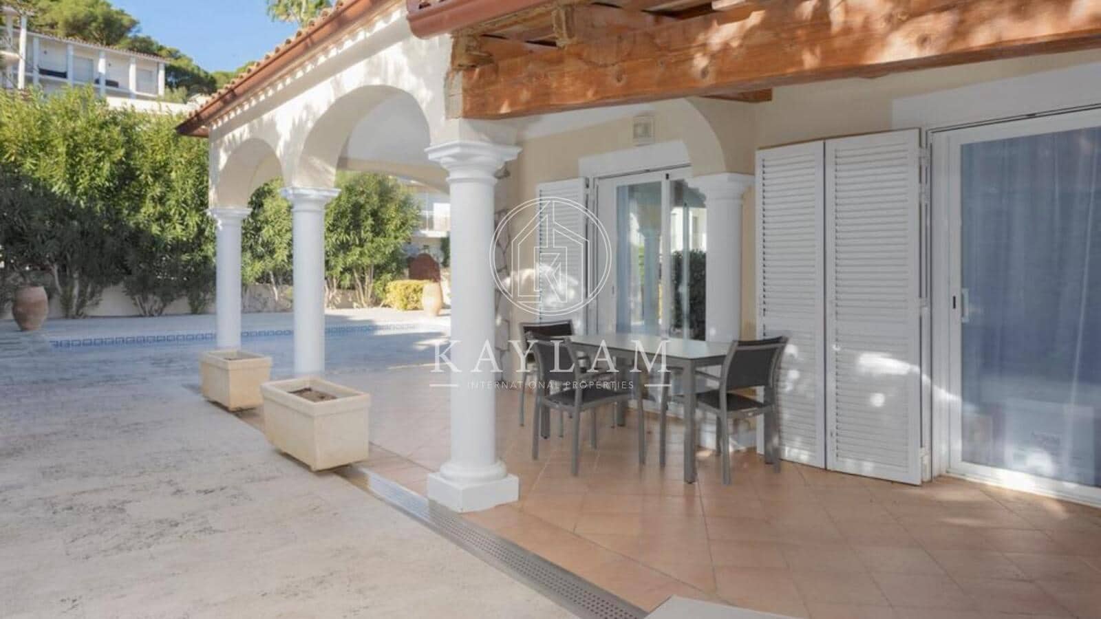 4 makuuhuone Huvila myytävänä paikassa Calonge i Sant Antoni - 775 000 € (Ref: 8409741)