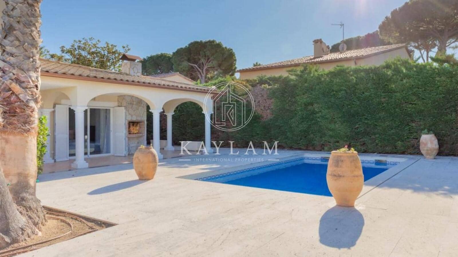 4 makuuhuone Huvila myytävänä paikassa Calonge i Sant Antoni - 775 000 € (Ref: 8409741)