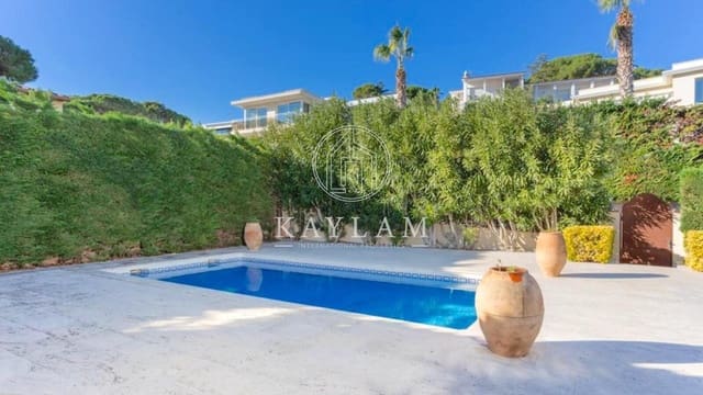 4 makuuhuone Huvila myytävänä paikassa Calonge i Sant Antoni - 775 000 € (Ref: 8409741)