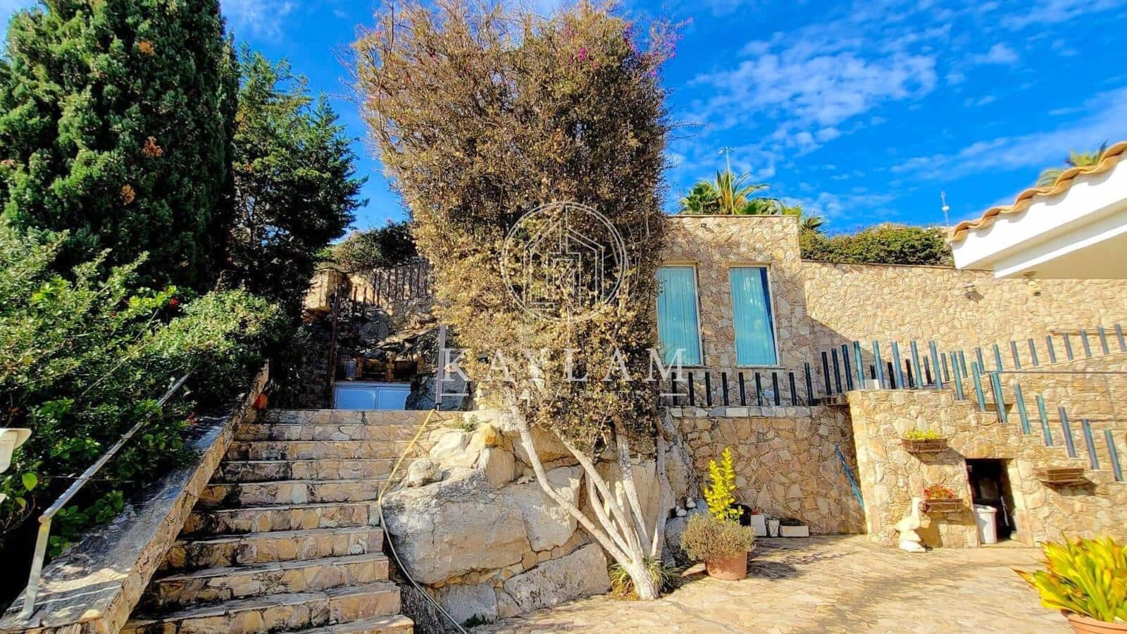 5 chambre Villa/Maison à vendre à Lloret de Mar - 2 800 000 € (Ref: 8415150)
