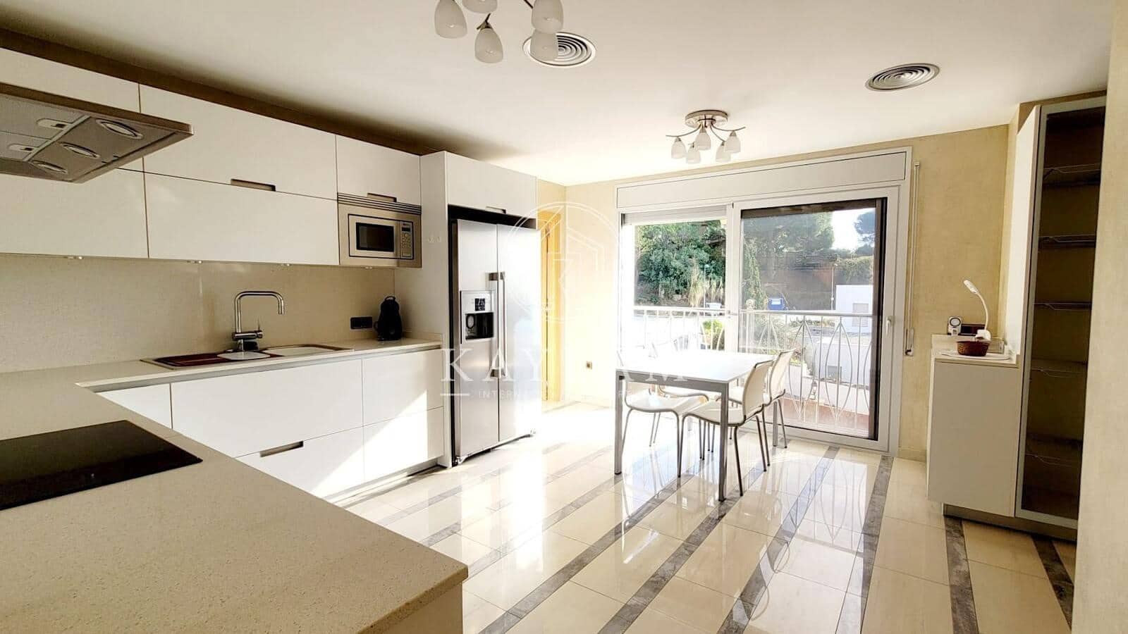 3 slaapkamer Villa te koop in Lloret de Mar - € 1.750.000 (Ref: 8415151)