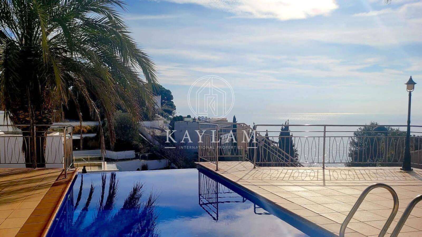 3 slaapkamer Villa te koop in Lloret de Mar - € 1.750.000 (Ref: 8415151)