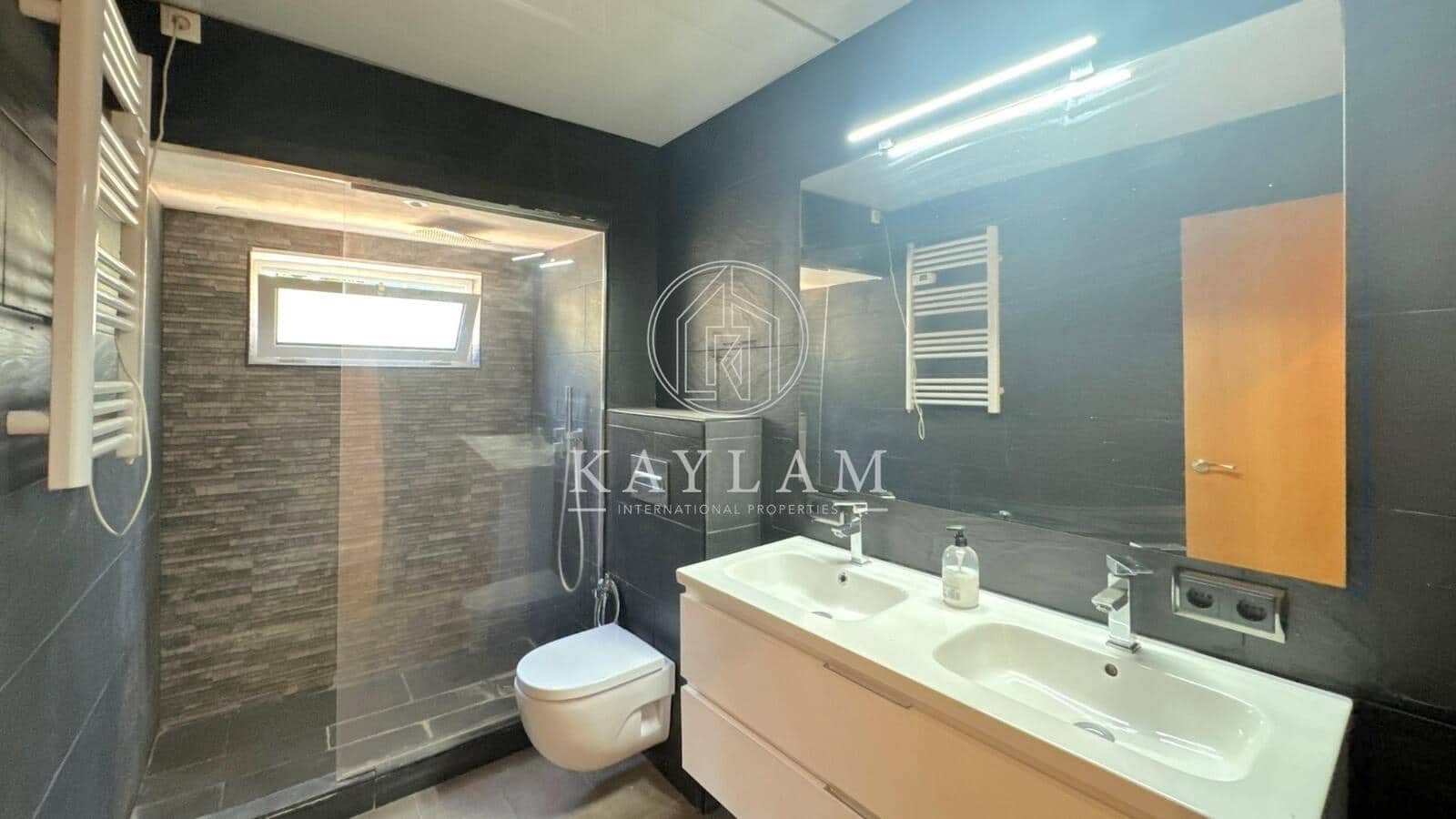 3 bedroom Villa for sale in Lloret de Mar - € 315,000 (Ref: 8442521)